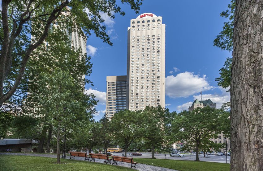 Marriott Chateau Champlain