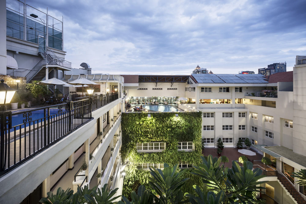 Rex Hotel
