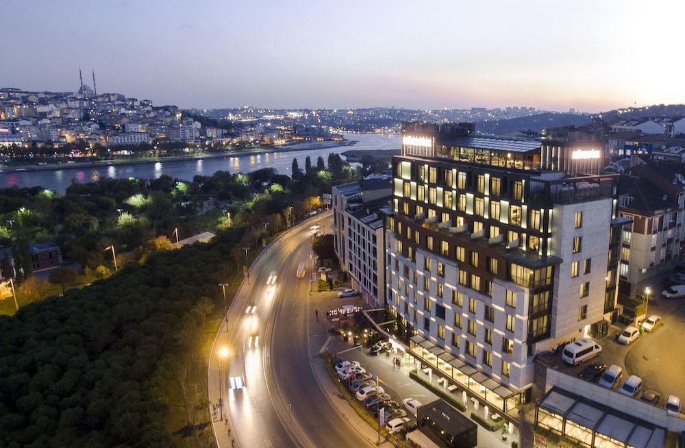 Movenpick Golden Horn