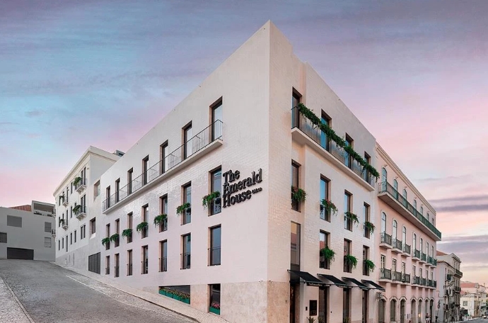The Emerald House Lisbon, Curio Collection By Hilton