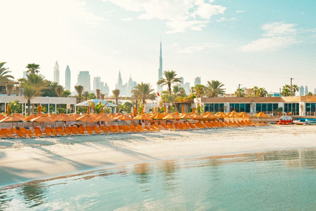 Dubai Marine Beach Resort And S