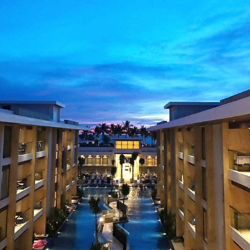 Henann Crystal Sands Resort