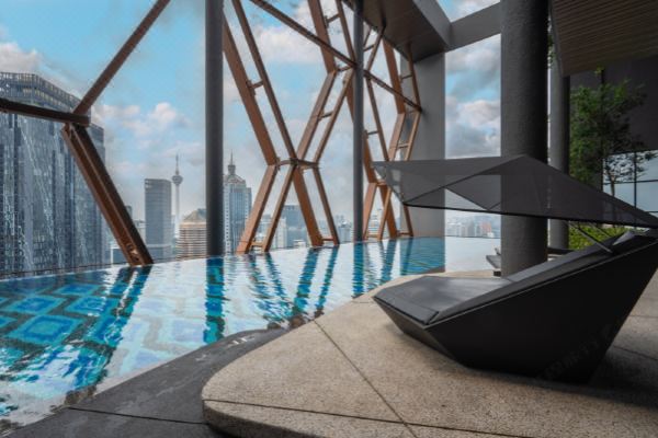 Greystone Scarletz Suites