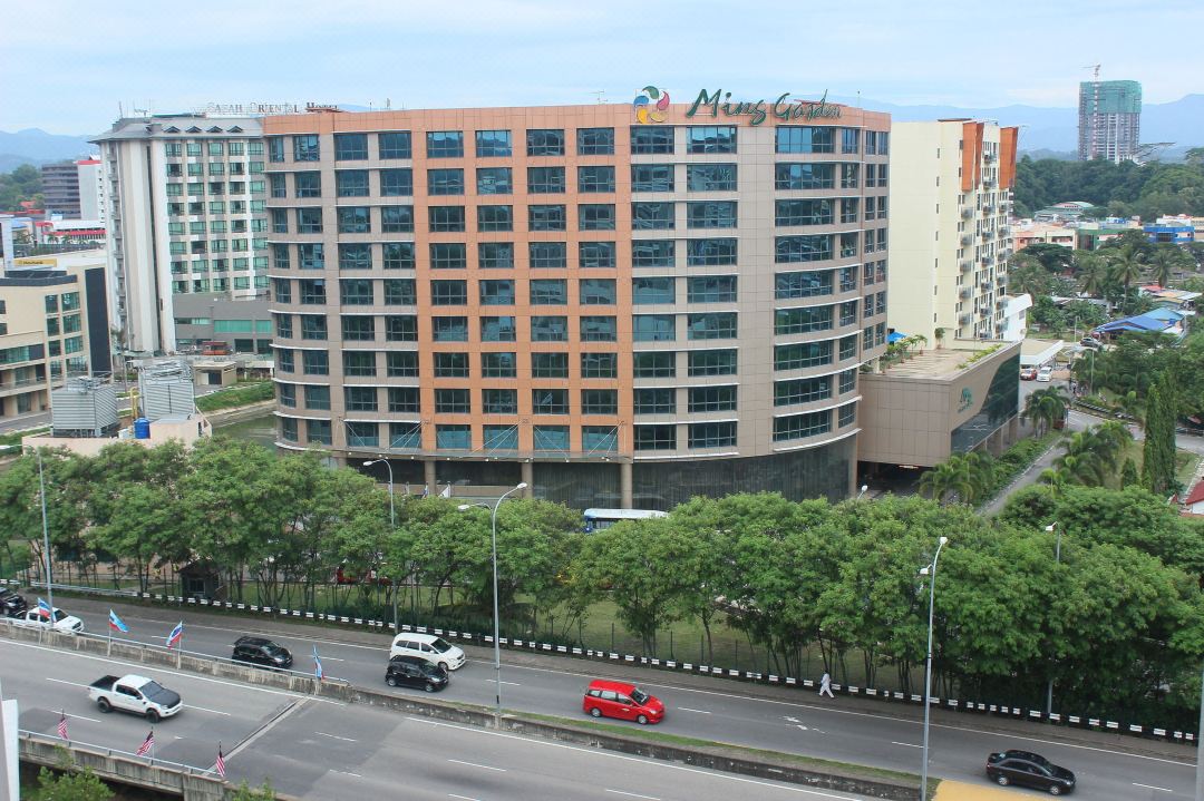 Sunset Seaview Vacation Condo City Centre @ IMAGO Shopping Mall