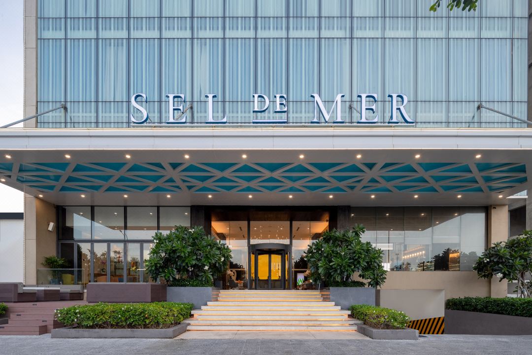 Sel de Mer Hotel & Suites