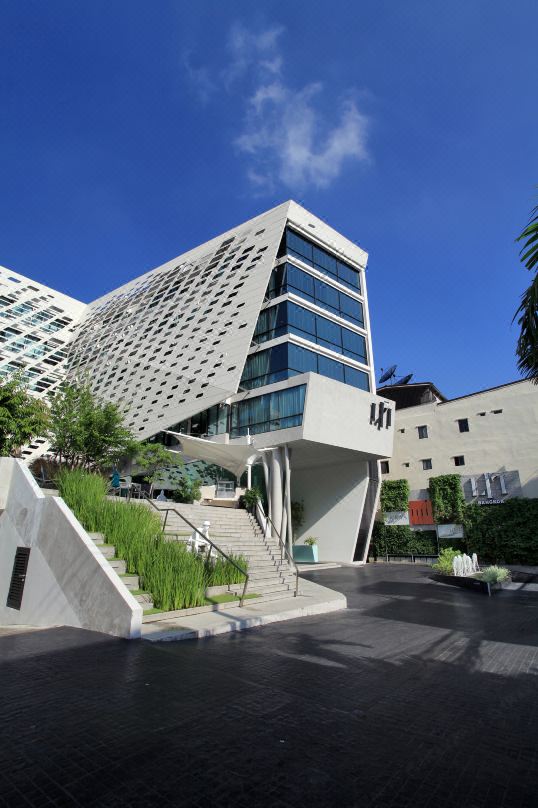 LiT BANGKOK Hotel